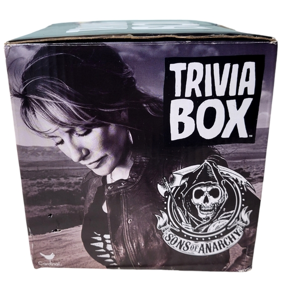 SONS of ANARCHY Trivia Box Card Game Cardinal Games 2012 - Picture 4 of 11
